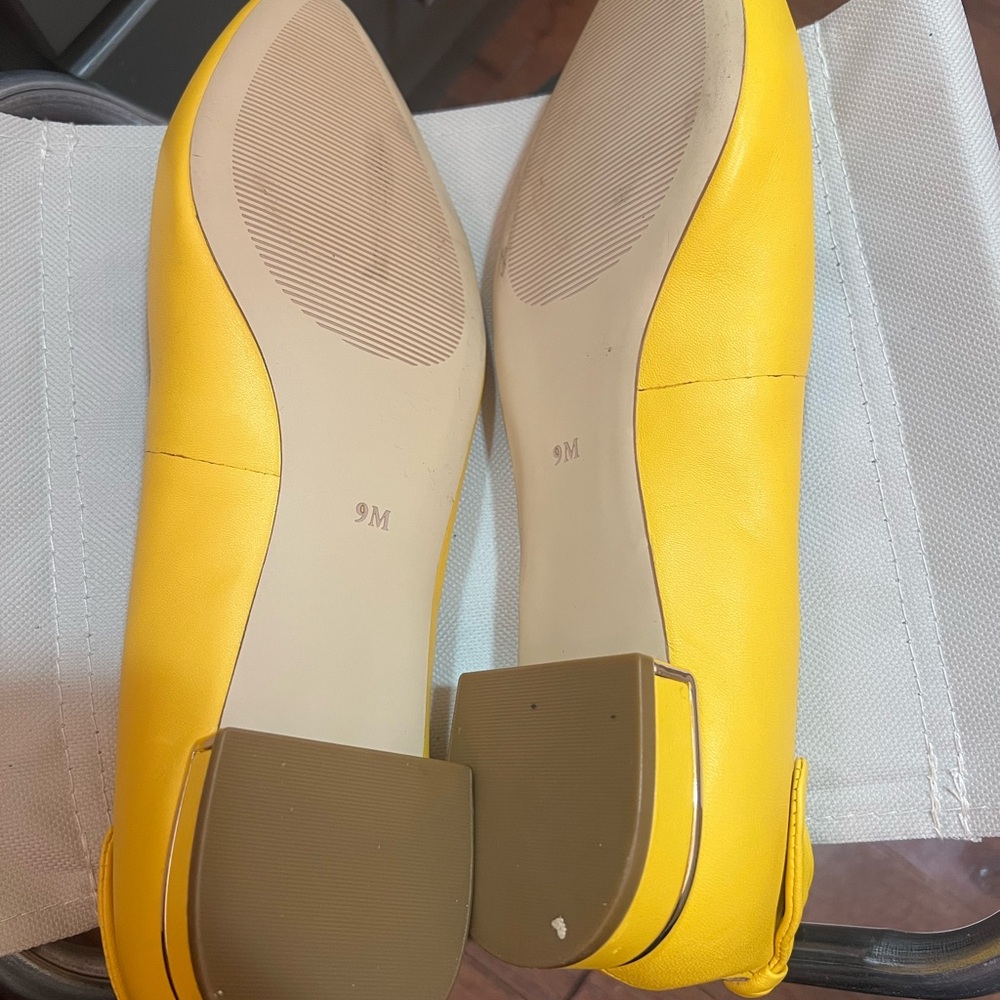 Talbots Bright Yellow Women's Flats - Picture 3 of 6